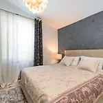 Tina-1 By Interhome شقة